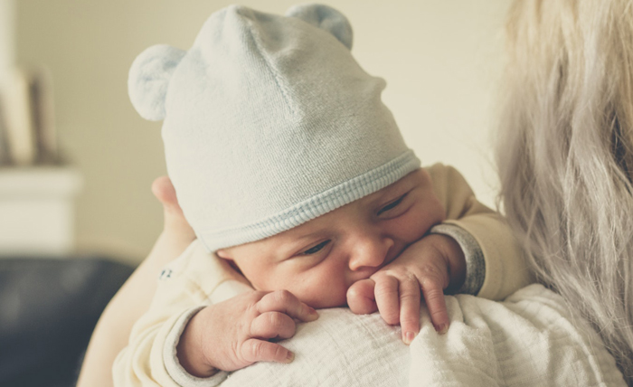 baby laten boeren, baby boertje, baby kan niet boeren, niet boeren is gevaarlijk voor baby