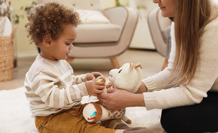 Sophie de giraf Touch & Music