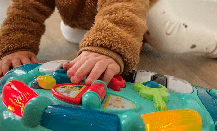 kinderpiano, sophie de giraf piano